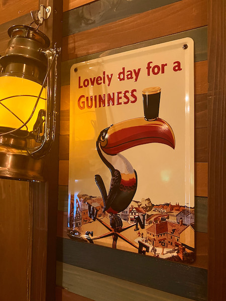 crossingΡLovely day for a Guiness