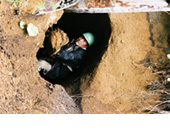 赤城山の「徳川埋蔵金」を発掘し続ける男を追ったドキュメンタリーがDVD化！