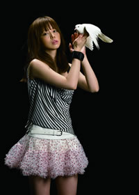 MEG、中田ヤスタカ（capsule）プロデュースによるニュー・シングルを発表！