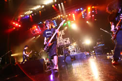 ONE OK ROCKëƲǤΥޥ󡦥饤ꡪ