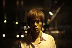 The LOVEの平義隆、ニュー・シングルは自身も出演する演劇の主題歌