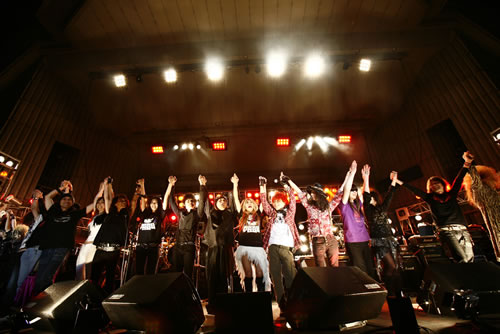 西寺実・主催HRイベント〈HARDなYAON〉が日比谷野音で開催