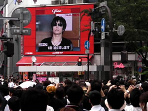 GACKTʡFlowerפ򥫥饪Ǯ