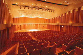 ��47���2015ǯ�١˥���ȥ꡼���ھޤϡ֥ȥåѥ�ۡ���פ˷���