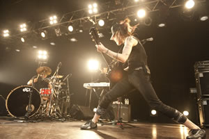 雅-MIYAVI-、都内ライヴハウス・ツアー＜TOUR in 東京 2010＞が開催決定！