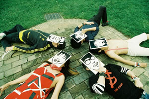 BEAT CRUSADERS BEAT CRUSADERS