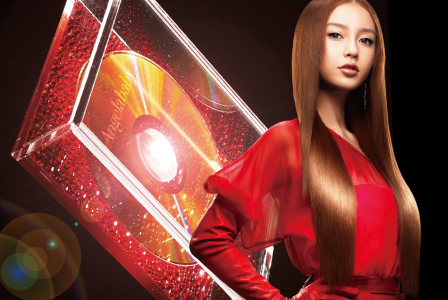 Angelababy（アンジェラベイビー）、世界で一枚“ガラスのCD”Yahoo