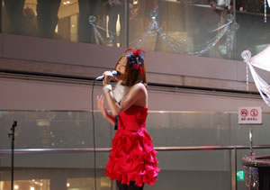Tiara、表参道クリスマス・ライヴ！