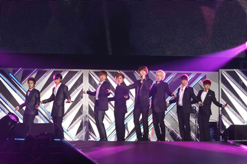 SUPER JUNIOR
