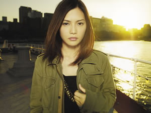 YUI˥塼ХHOW CRAZY YOUR LOVEٽDVD