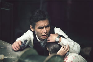 映画『外事警察』より渡部篤郎“住本”のフィーチャー・フォン「着ボイス」が配信！