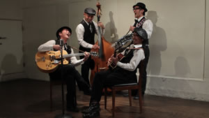 ����ˡ�������������KEEP WALKING THEATRE�׺ǿ���Ϸ˻��ޤΥɥ�����ȡ� ���ڤϥ⥢�ꥺ��