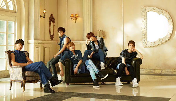 SHINee SHINee