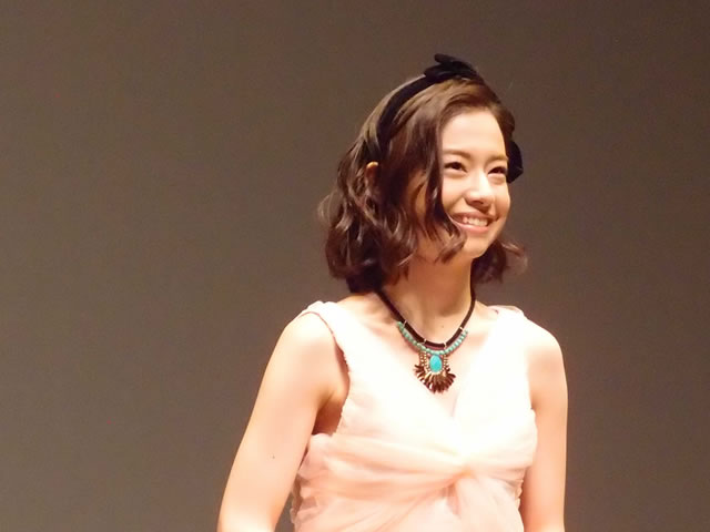 青山真治監督 木下美咲らが 釜山国際映画祭 へ 映画 共喰い 上映 Cdjournal ニュース