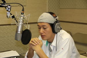 井浦 新、『ウォーキング WITH ダイナソー』のナレーションをつとめる