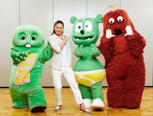 SAM（TRF）が振付けを監修、グミベアとガチャピン・ムックのMVが公開
