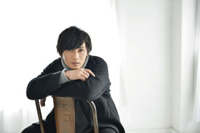 加藤和樹、“恋の処方箋”シリーズ最終章となる新曲「冬恋」をリリース