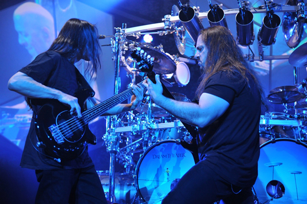 DREAM THEATER