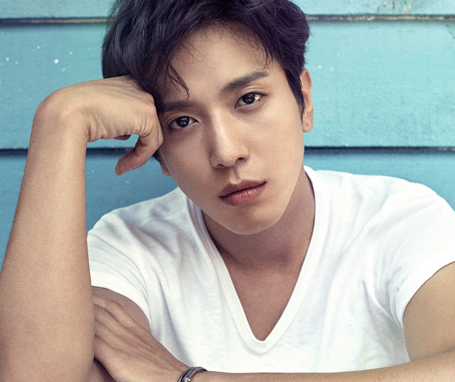 ¥¸¥ç¥ó¡¦¥è¥ó¥Õ¥¡¡ÊCNBLUE¡Ë ¥¸¥ç¥ó¡¦¥è¥ó¥Õ¥¡¡ÊCNBLUE¡Ë