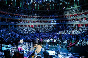 ザ・フー、ロック・オペラ『トミー』の完全再現公演が特典満載で発売決定