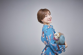 平原綾香がCocco、藤井フミヤ、槇原敬之が参加した12thアルバム『はじめまして』を発売