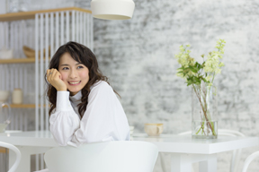 大塚家具×ロン・モンロウ×磯貝サイモン＝新生活にぴったりなCMソング公開