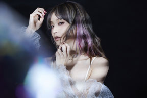 AG-ON PremiumˤLiSAɺ ֡ƩʤޤޤǤ椱ۿ