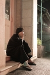 美しい文学的な歌詞で注目を集めるアーティスト“真壁寂室”の特集が『musicるTV』にて放送決定