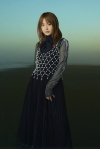 Kvi Baba「TOMBI」MVに出演している女性は？