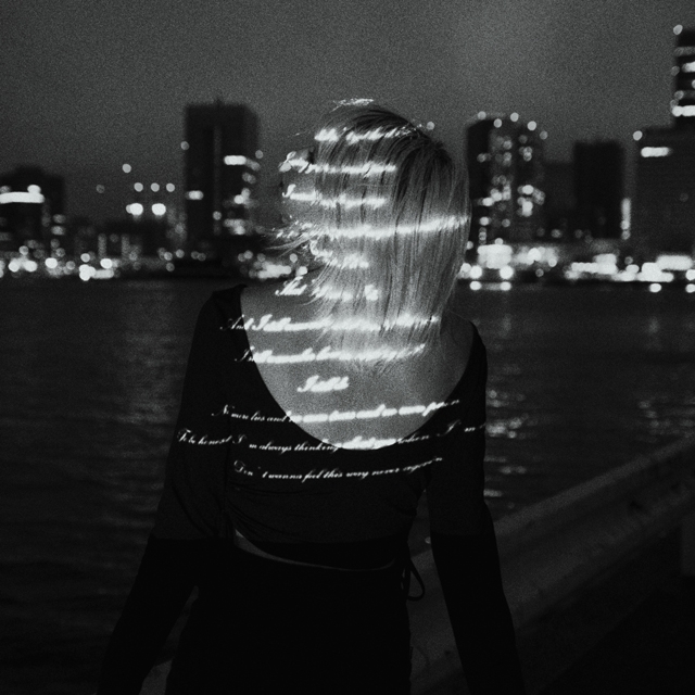 ɽ
