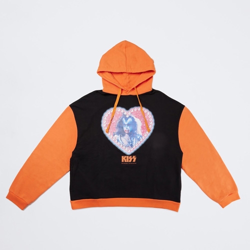 RE. 仲里依紗 KISSコラボパーカー 完売 アールイー 新品 RE. 仲里依紗 KISSコラボパーカー 完売 アールイー 新品 2025年最新