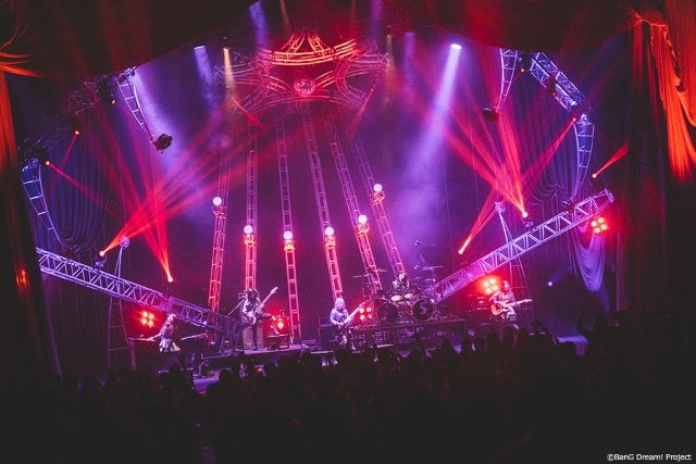 ����ɽ��