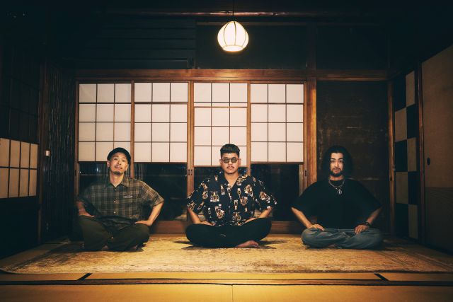 YONA YONA WEEKENDERS