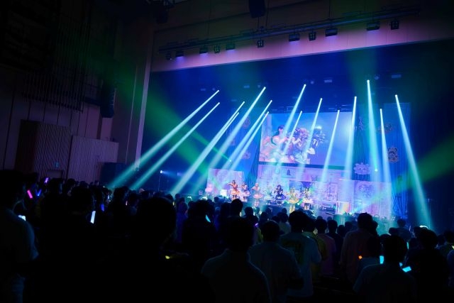 ����ɽ��