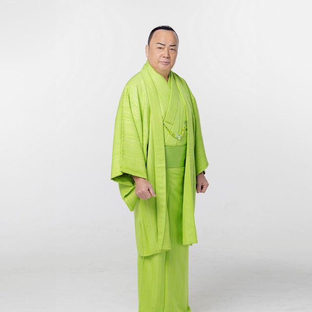 �������