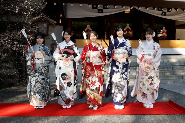 ����ɽ��