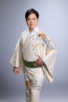 三山ひろし、鳴門海峡の激しい潮流を背景に男のロマンを歌った新曲「鳴門海流」リリース＆MV公開