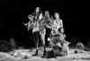 女王蜂、新曲「星」がTVアニメ『天幕のジャードゥーガル』EDテーマに決定　アーティスト・ヴィジュアル公開