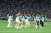 Hearts2Hearts、4万人が集まった東京ドームのスペシャルナイターに登場　始球式＆パフォーマンス披露