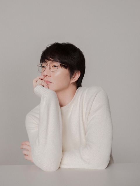 ソン・シギョン、アルバム『LOVE』収録の「SWEET MEMORIES」カヴァー