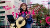 ikura（YOASOBI）、札幌での路上ライヴ映像をプレミア公開　新たな音楽プロジェクト「Spotted:」