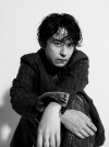 渋谷すばる、アーティスト写真＆芸能生活30周年ツアーのキー・ヴィジュアル公開　本人が描いた文字を使ったロゴ発表