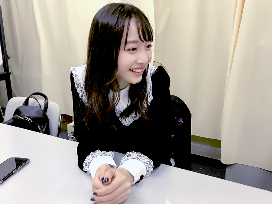 内田珠鈴が初カレンダーの発売記念イベントを開催 - CDJournal