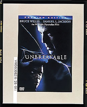 アンブレイカブル('00米)ウィリス！ Amazon.co.jp: アンブレイカブル [DVD] : ブルース・ウィリス