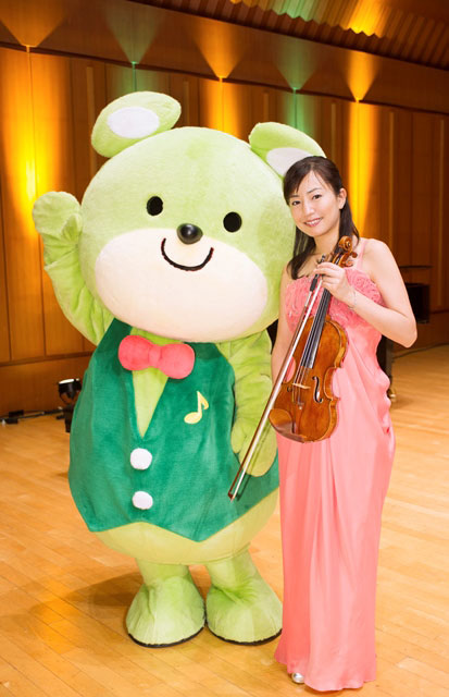 ヴァイオリニストの奥村 愛プロデュース“0歳から入場OK”のコンサートが浜離宮朝日ホールで開催