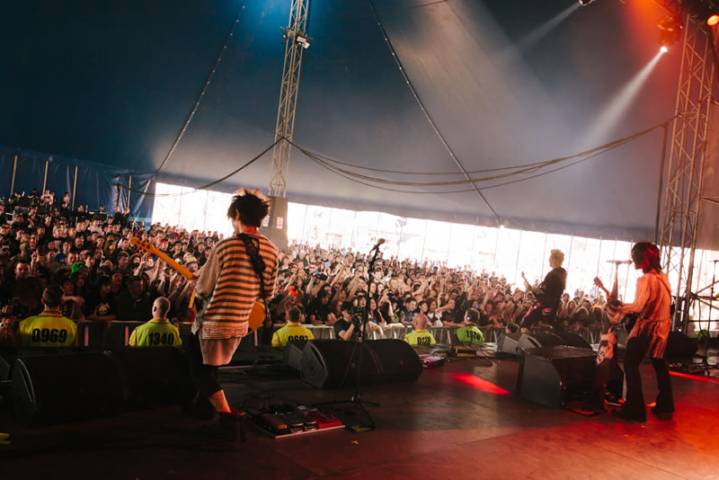 VAMPS、ロンドン開催〈Download Festival〉へ登場