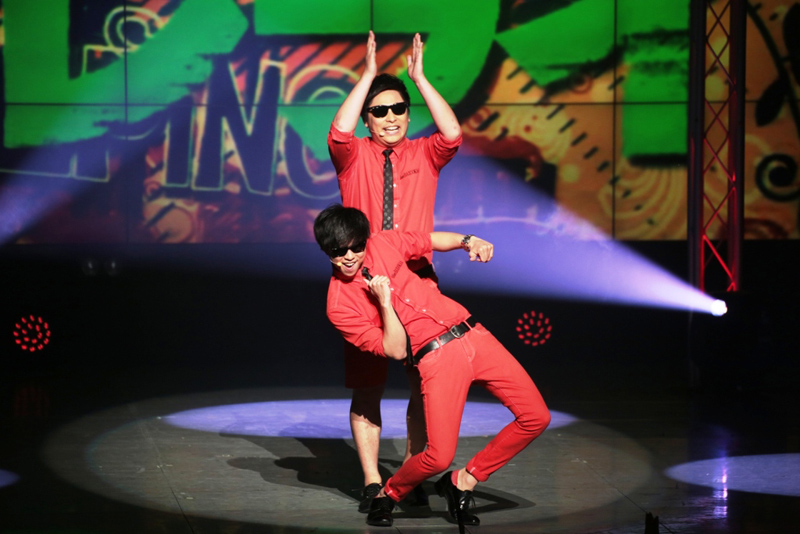 8.6秒バズーカー 直筆サイン 8.6秒バズーカーさんの直筆サイン