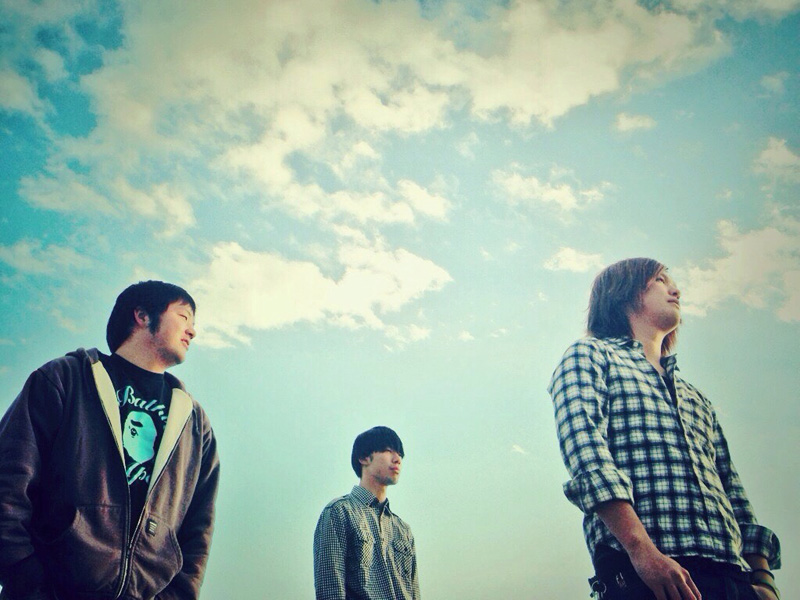 湘南 横浜発 青春パンク バンド えすてに が1stアルバム 謳歌 を発表 Cdjournal ニュース