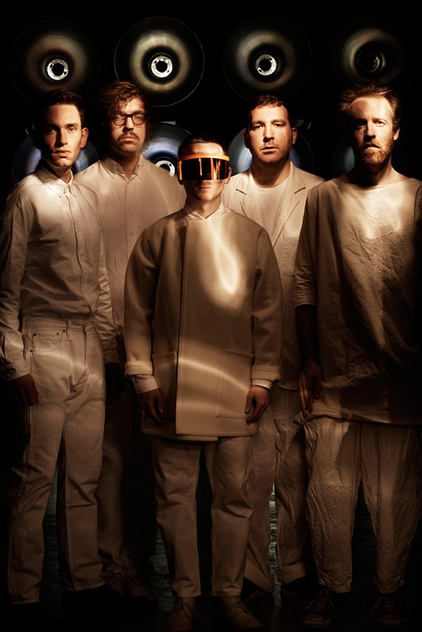 ホット・チップ（Hot Chip）、約3年ぶりのアルバム『ホワイ・メイク・センス？』を5月にリリース！ CDJournal ニュース