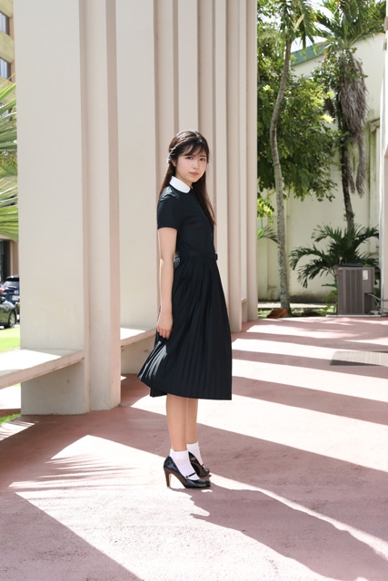 【未開封】サイン入り吉田莉桜　ファースト/2nd写真集 吉田莉桜セカンド写真集 コドモからオトナへ 19歳の輝きを凝縮